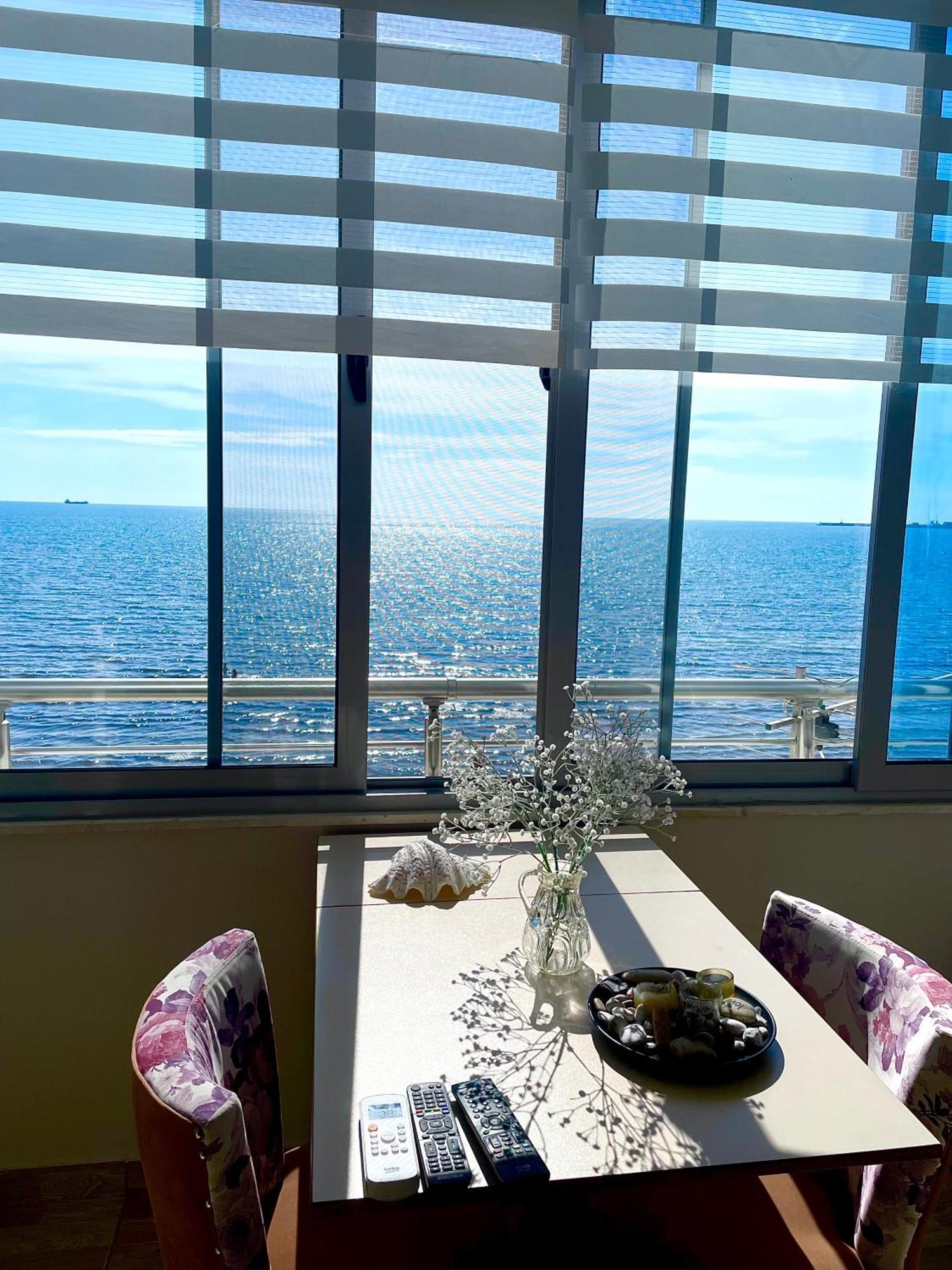 Cozy Beachfront Room Durres Luaran gambar